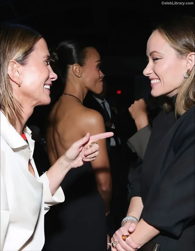 Olivia Wilde photo 6 of 1242