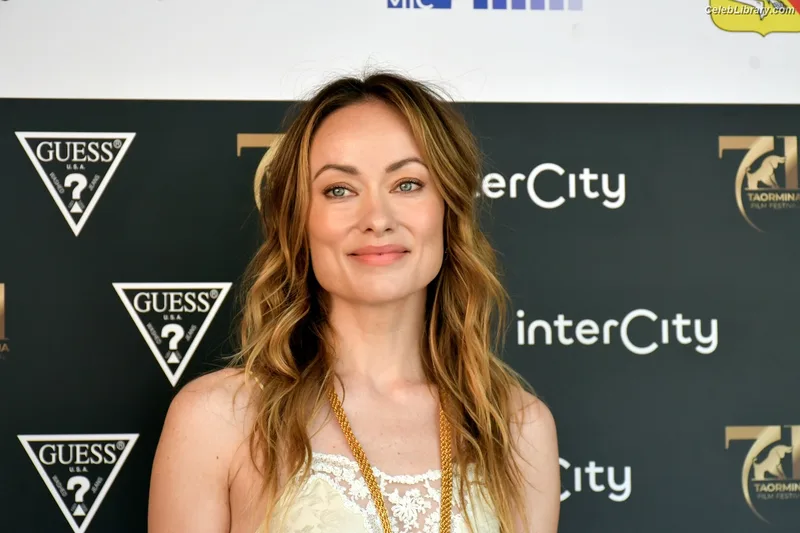 Olivia Wilde photo 13 of 1242