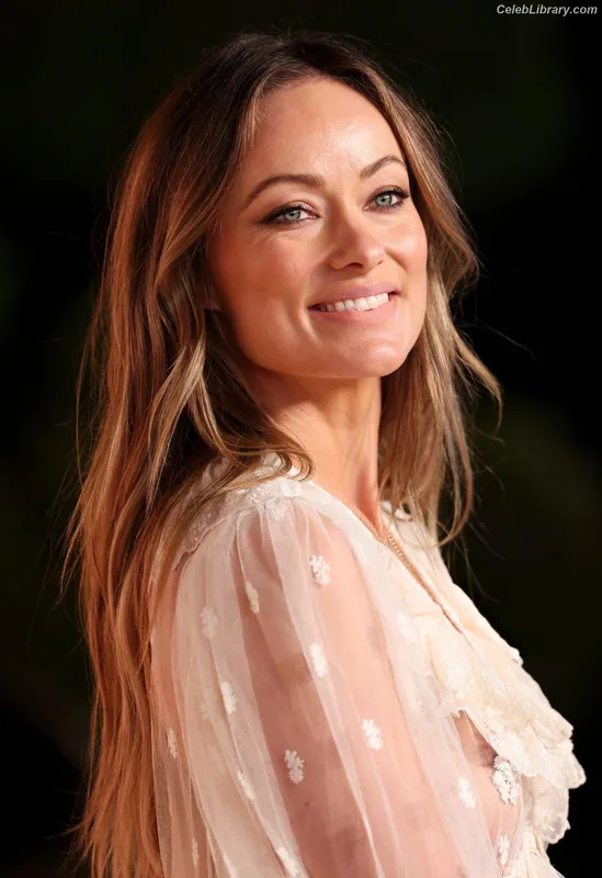 Olivia Wilde photo 8 of 1242