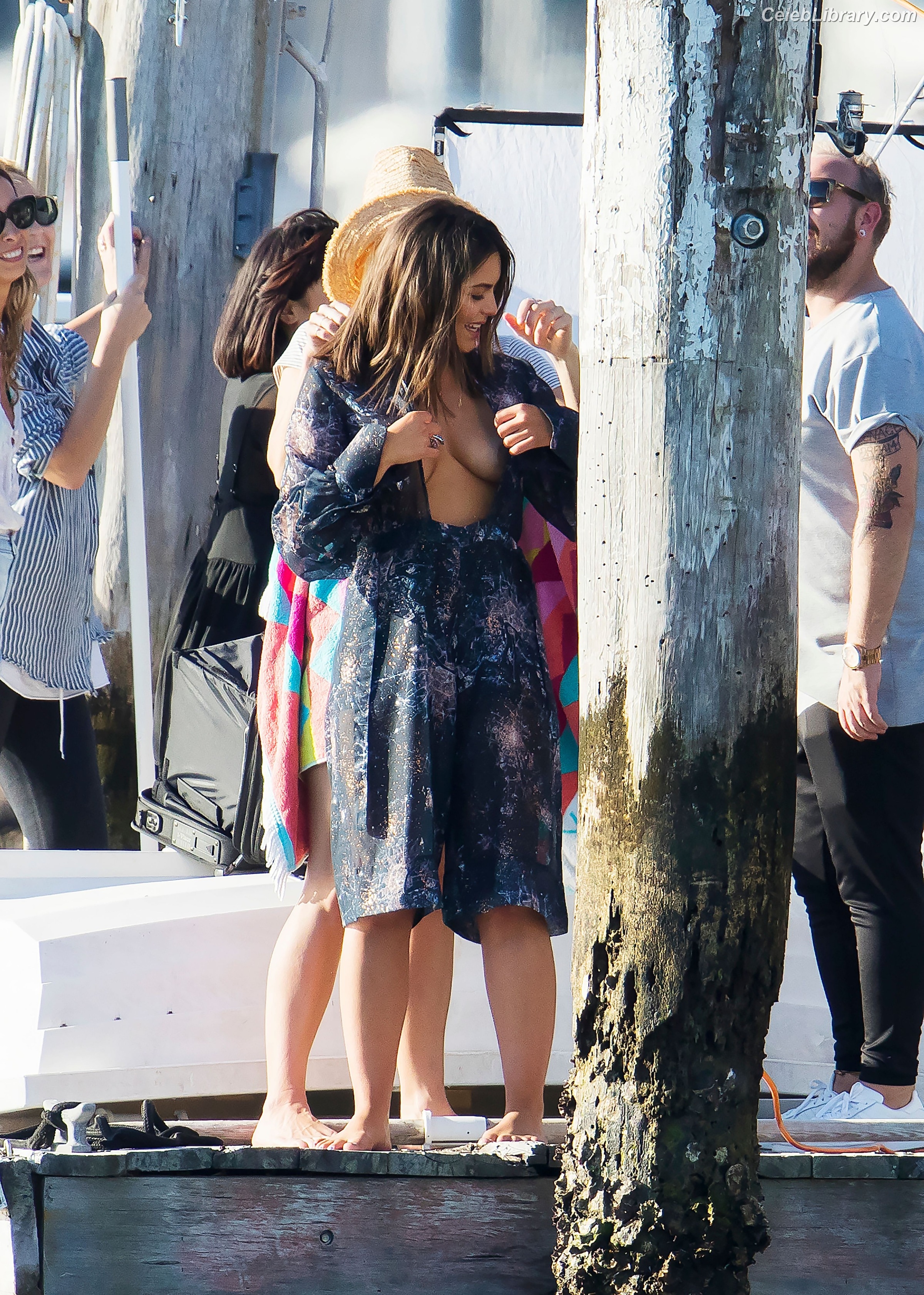 Olympia Valance photo 19 of 138