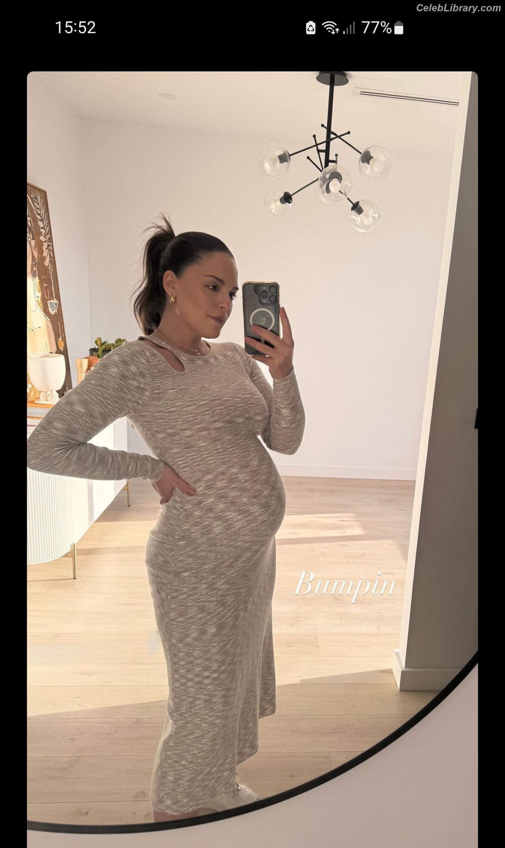 Olympia Valance photo 10 of 138