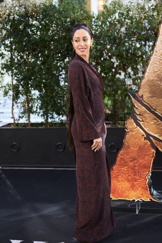 Oona Chaplin photo 3 of 60