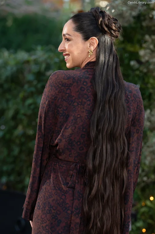 Oona Chaplin photo 7 of 60