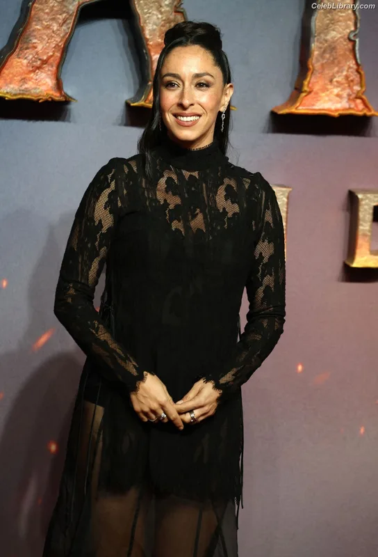Oona Chaplin photo 19 of 60