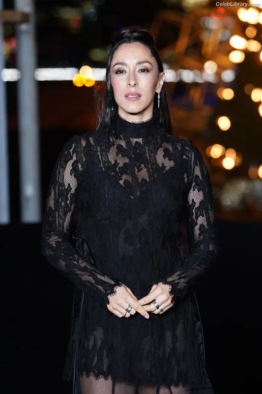 Oona Chaplin photo 20 of 60