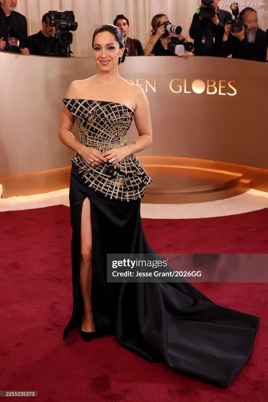 Oona Chaplin photo 15 of 60
