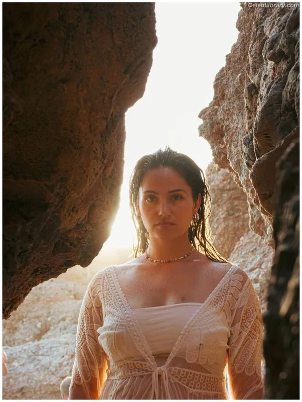 Ophélie Bau photo 8 of 67