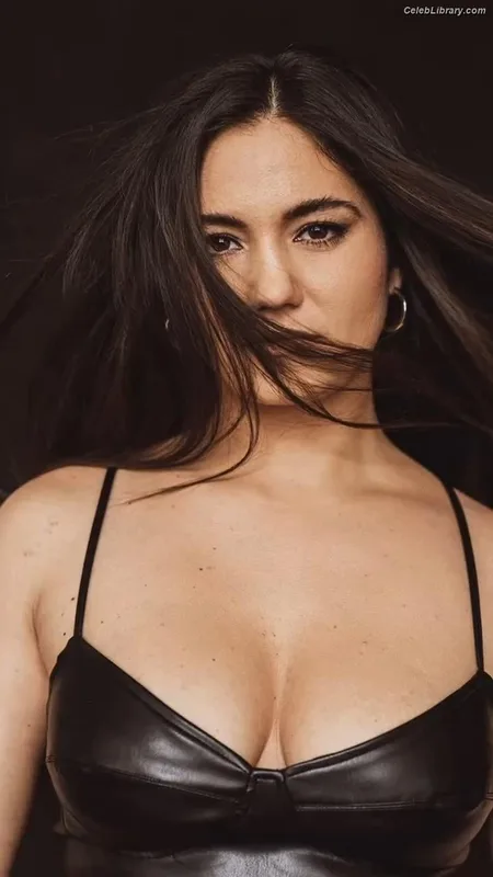 Ophélie Bau photo 11 of 67