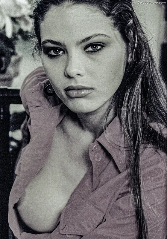 Ornella Muti photo 1 of 36