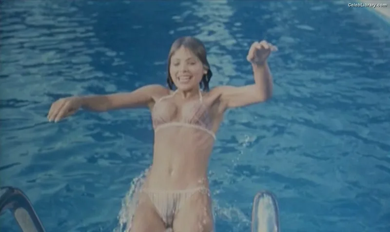 Ornella Muti photo 20 of 36