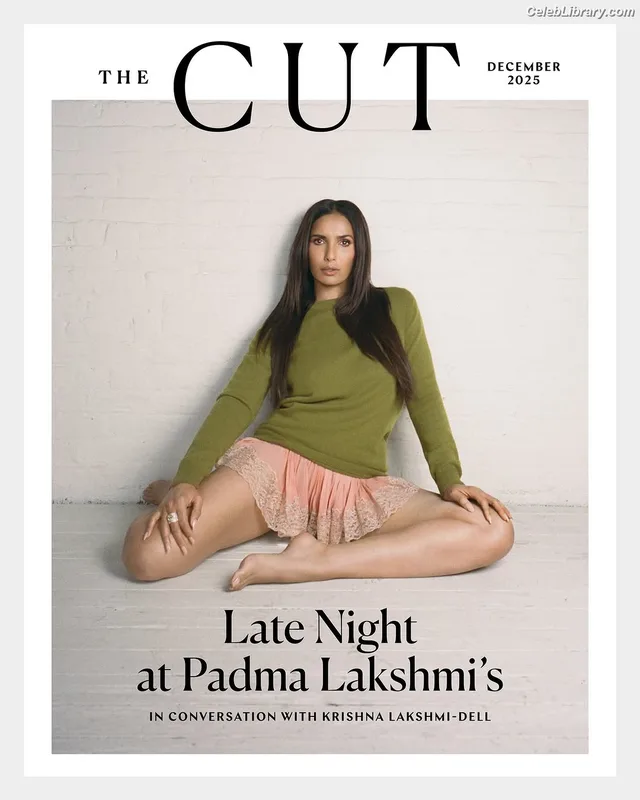 Padma Lakshmi photo 22 of 383
