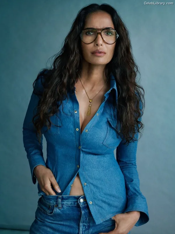 Padma Lakshmi photo 23 of 383