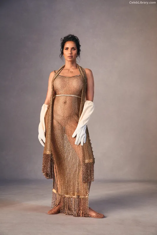 Padma Lakshmi photo 5 of 383
