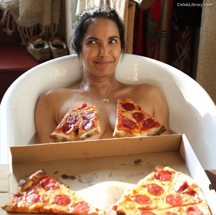 Padma Lakshmi photo 1 of 383