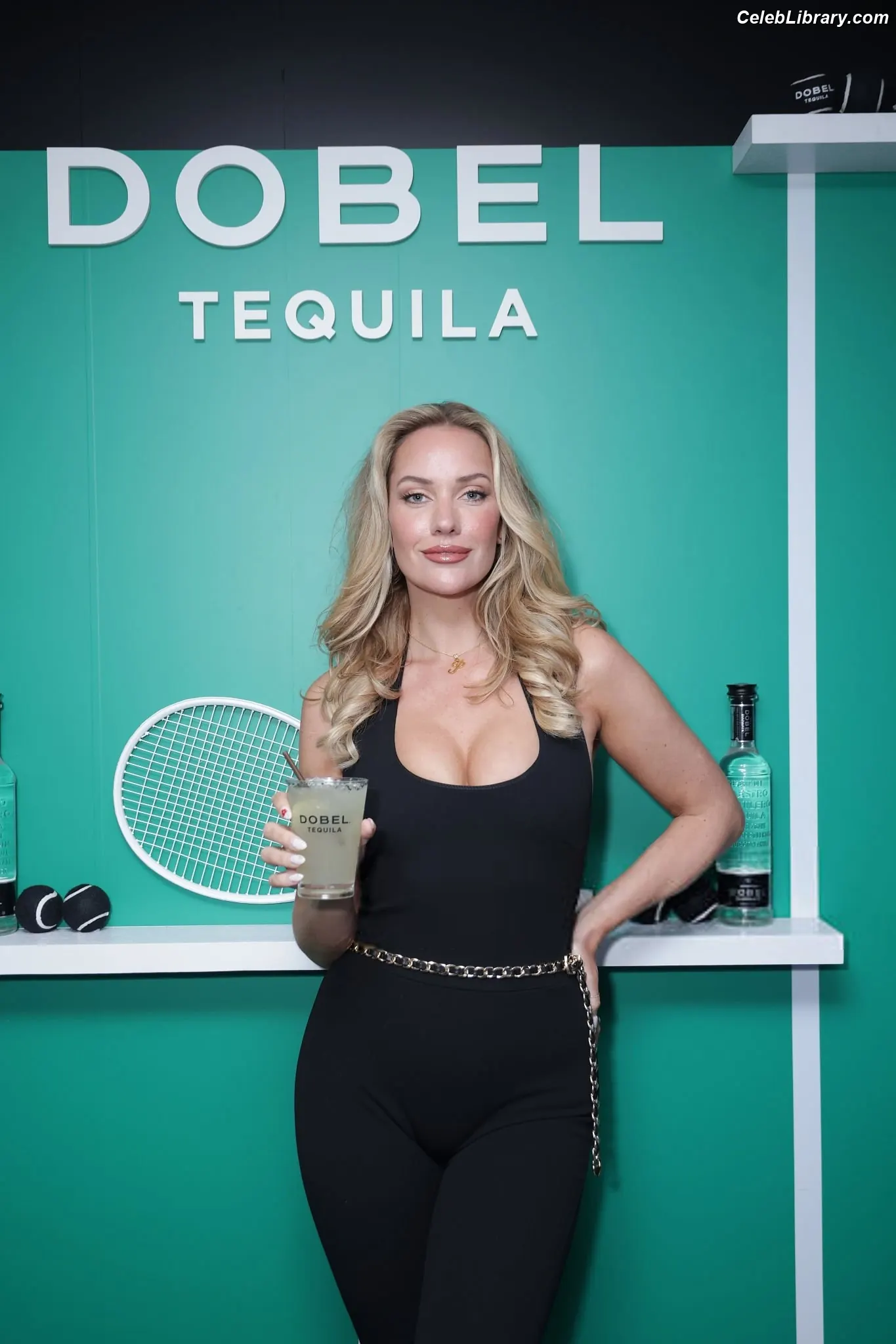 Paige Spiranac photo 21 of 3545