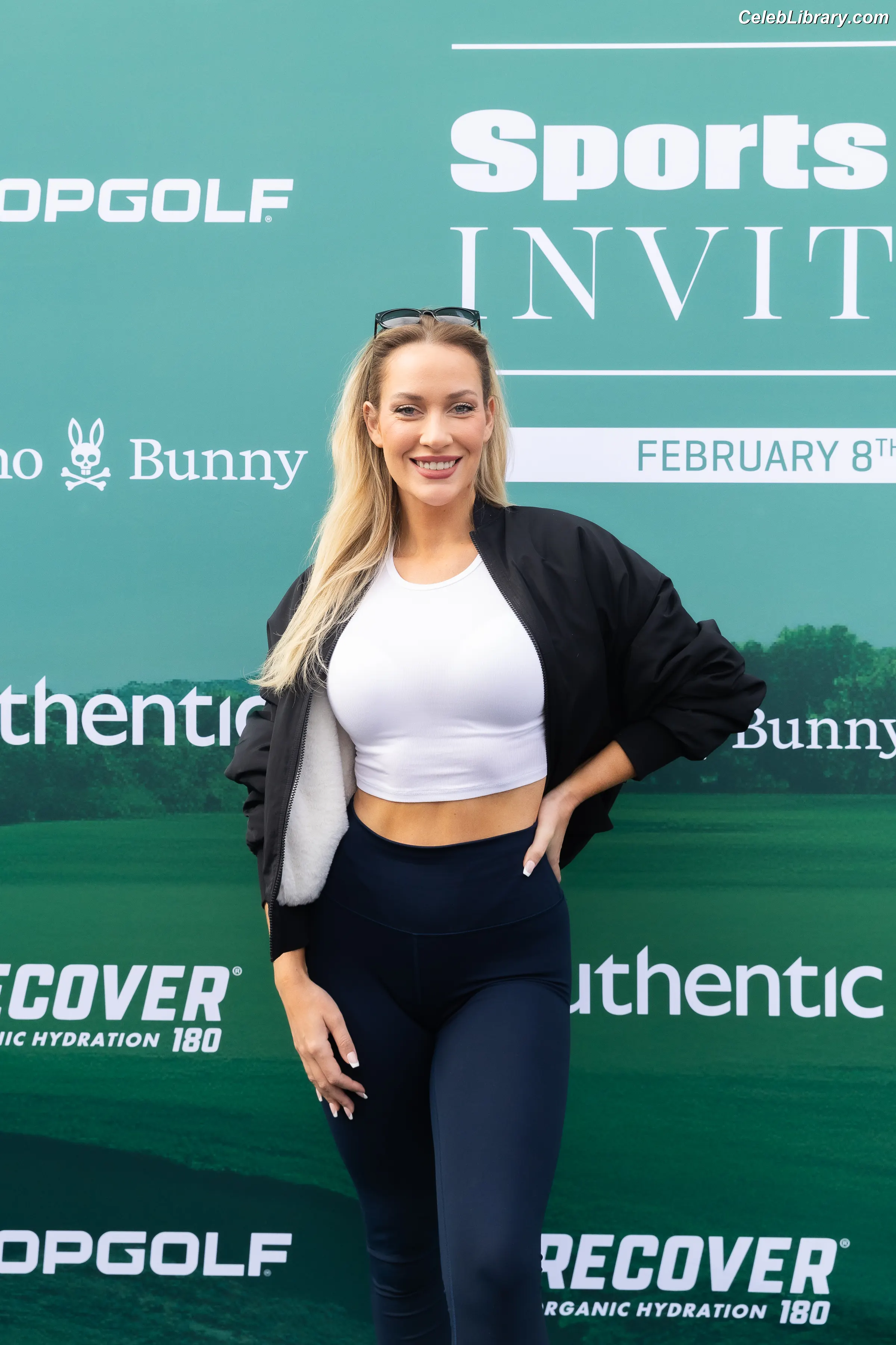 Paige Spiranac photo 5 of 3545