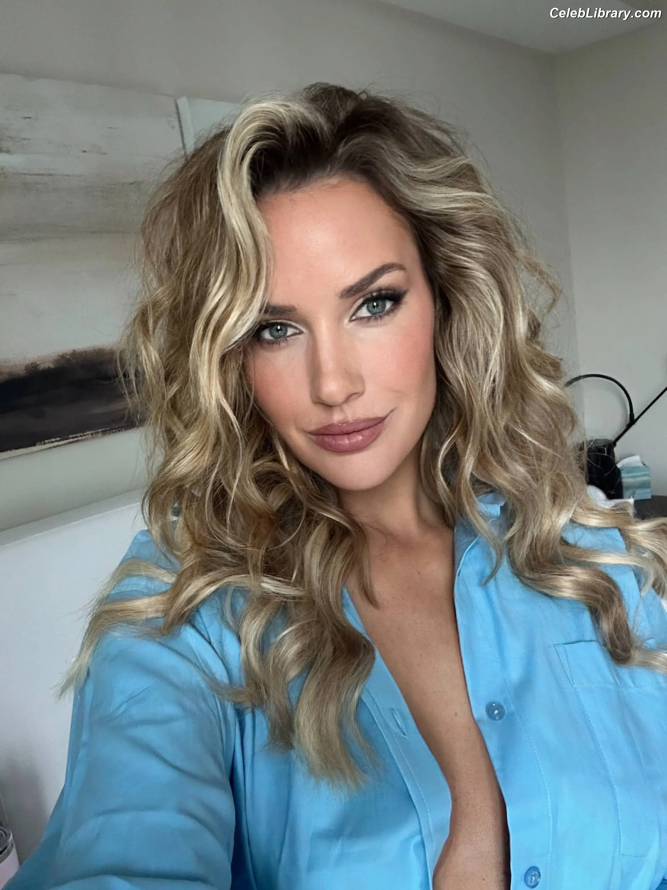 Paige Spiranac photo 14 of 3545