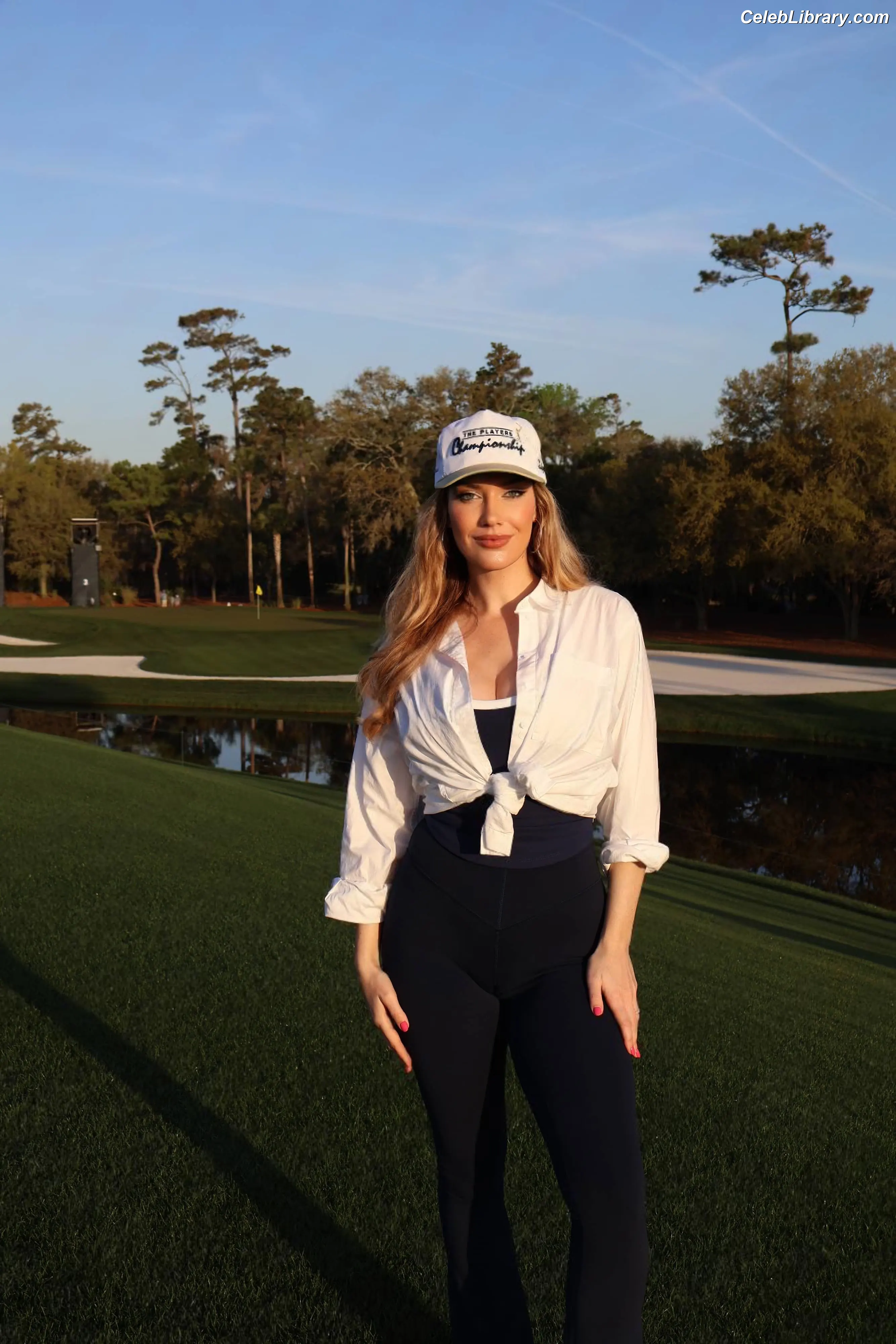 Paige Spiranac photo 14 of 3545