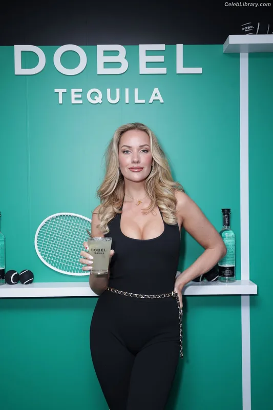 Paige Spiranac photo 21 of 4620