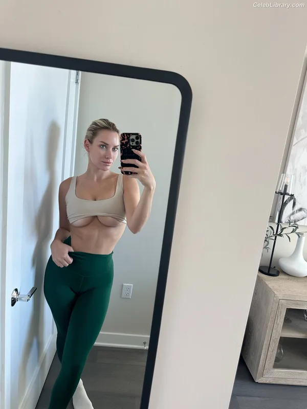 Paige Spiranac photo 6 of 4620