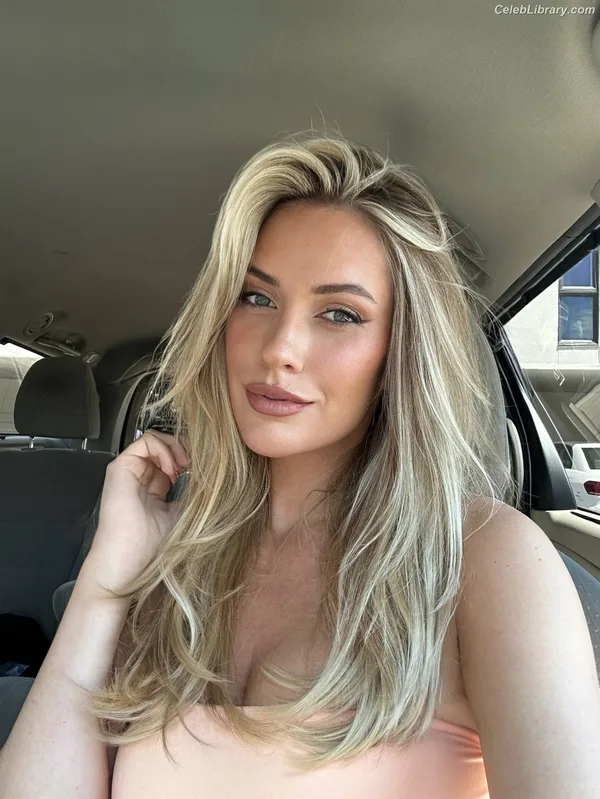 Paige Spiranac photo 3 of 4620