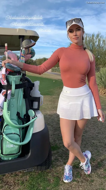 Paige Spiranac photo 3 of 4620