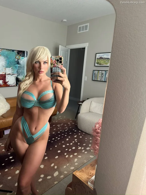 Paige Spiranac photo 13 of 4620
