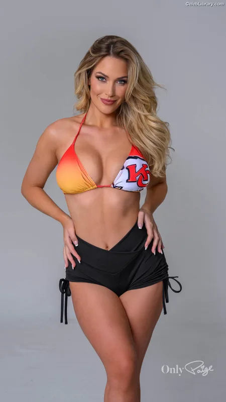Paige Spiranac photo 18 of 4620