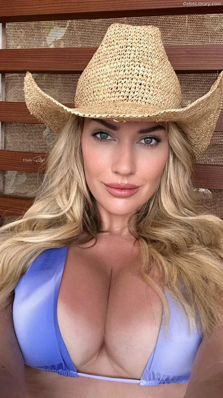 Paige Spiranac photo 14 of 4620
