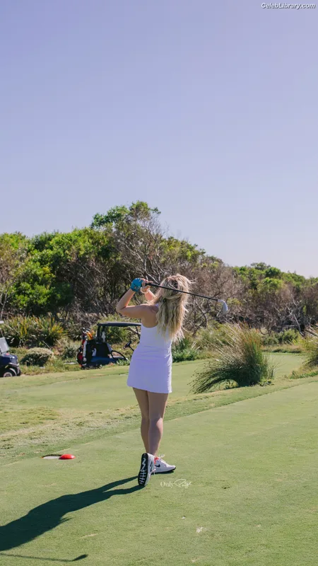 Paige Spiranac photo 15 of 4620