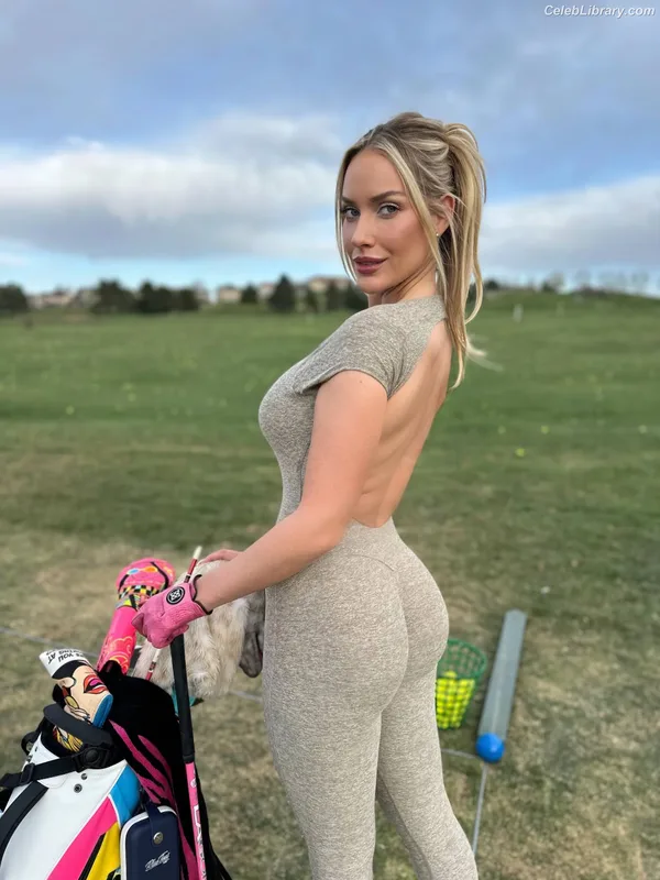 Paige Spiranac photo 12 of 4620