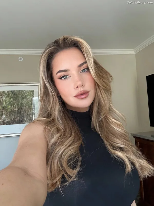 Paige Spiranac photo 19 of 4620
