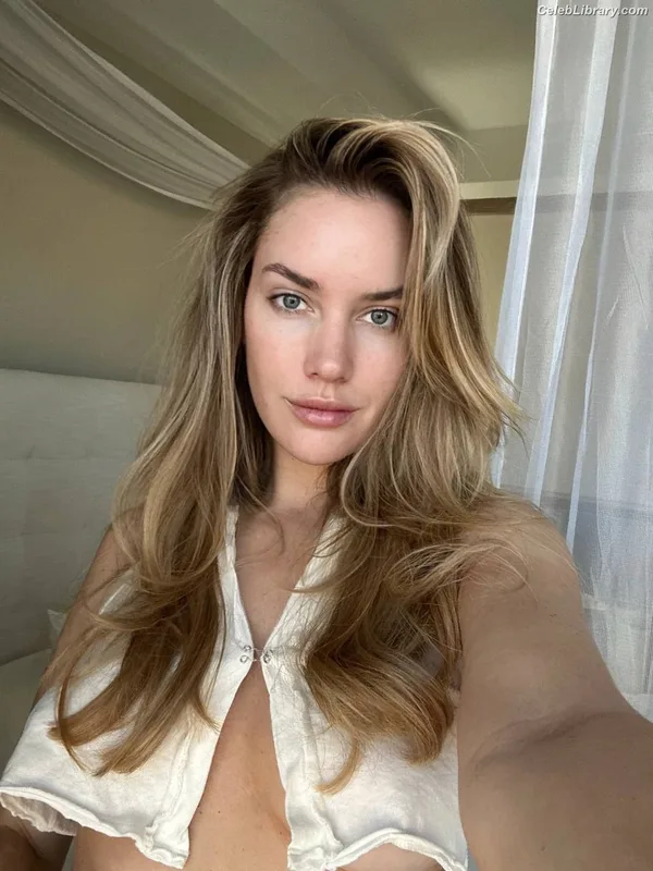 Paige Spiranac photo 2 of 4620