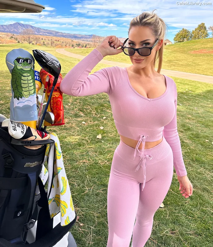 Paige Spiranac photo 16 of 4620