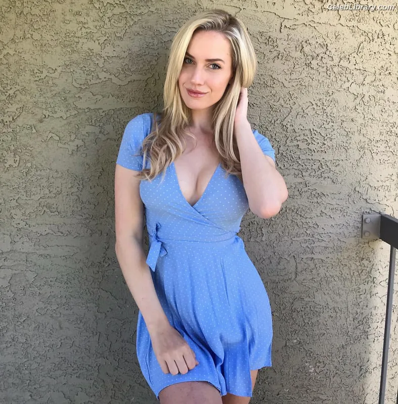 Paige Spiranac photo 21 of 4620