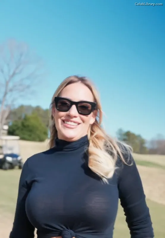 Paige Spiranac photo 7 of 4620