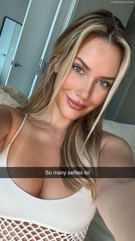 Paige Spiranac photo 1 of 4620