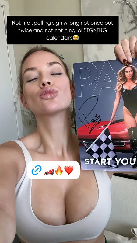 Paige Spiranac photo 10 of 4620