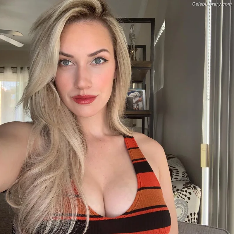 Paige Spiranac photo 18 of 4620