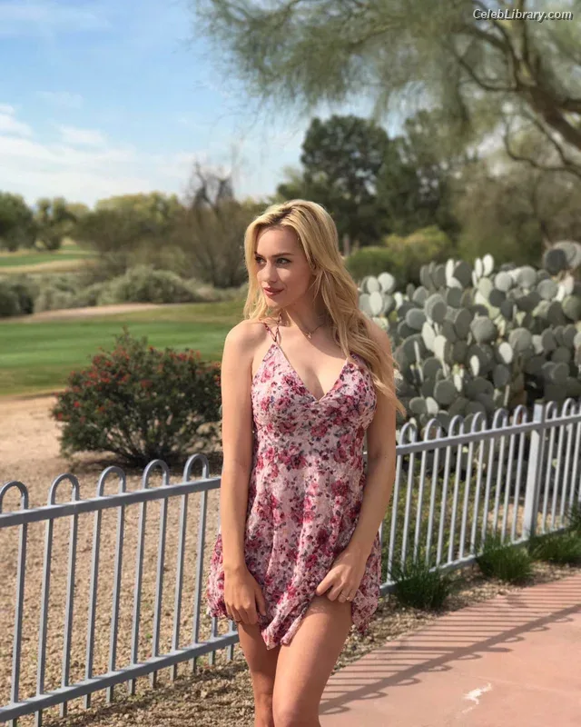 Paige Spiranac photo 1 of 4620