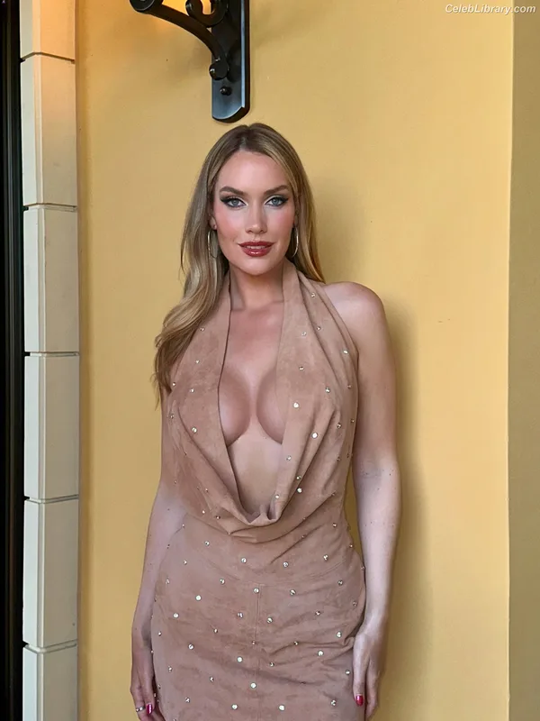 Paige Spiranac photo 11 of 4620