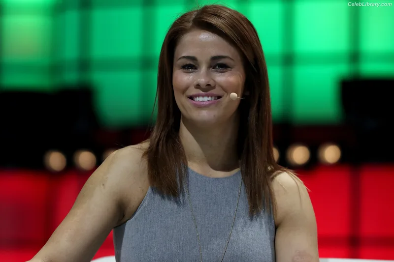 Paige Vanzant photo 11 of 216