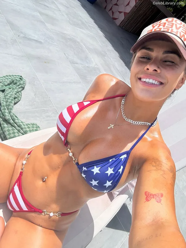 Paige Vanzant photo 3 of 216