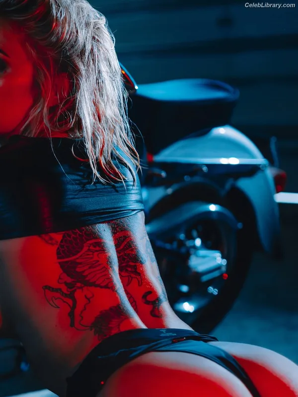 Paige Vanzant photo 24 of 216
