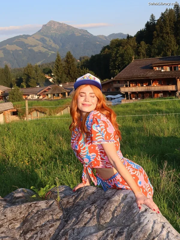 Palina Rojinski photo 2 of 263