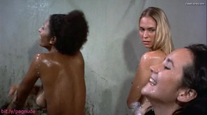 Pam Grier photo 20 of 177
