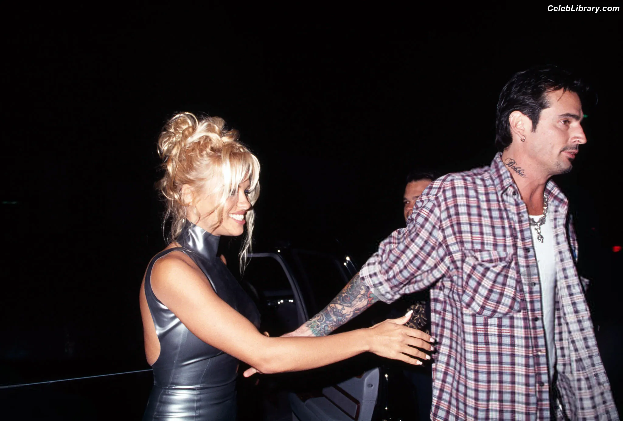 Pamela Anderson photo 9 of 1100