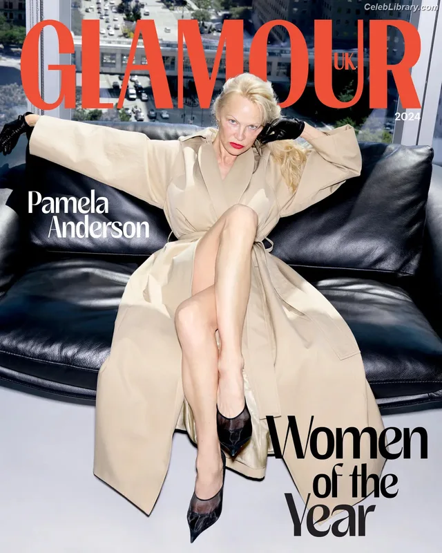 Pamela Anderson photo 16 of 1098