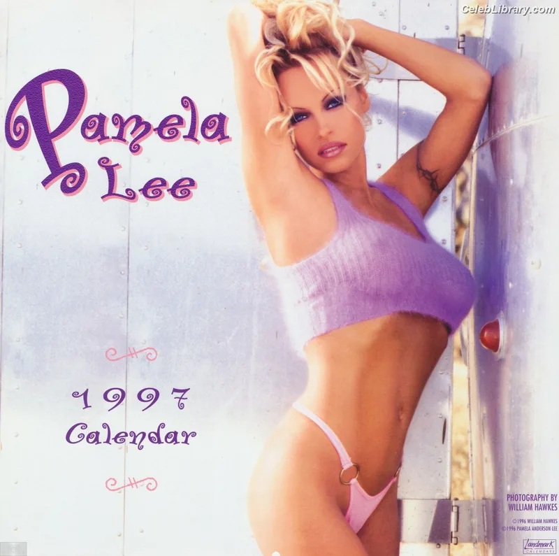 Pamela Anderson photo 11 of 1098