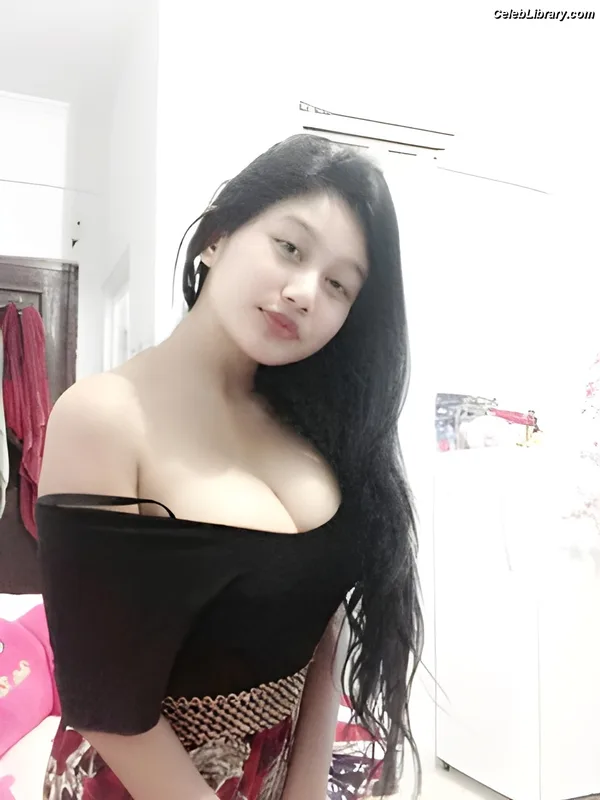 Pamela Safitri photo 5 of 127
